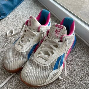 Women’s Reebok nanos size 7